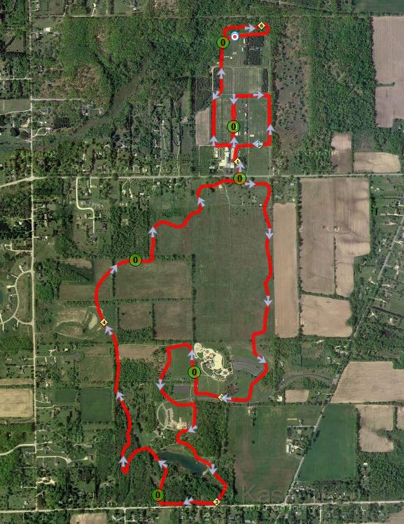 RunScreamRun 2011 205.jpg - The 2011 "RunScreamRun" 10K at Wiard's Orchard in Ypsilanti Michigan.... spooky good run for Halloween.